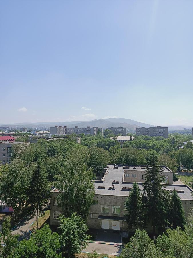 Apartnew In City Centr Ust-Kamenogorsk Exterior photo